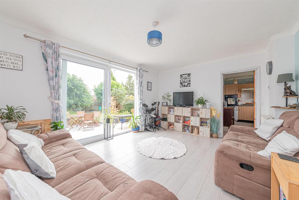 153 Lower Farnham Road  (5).jpg