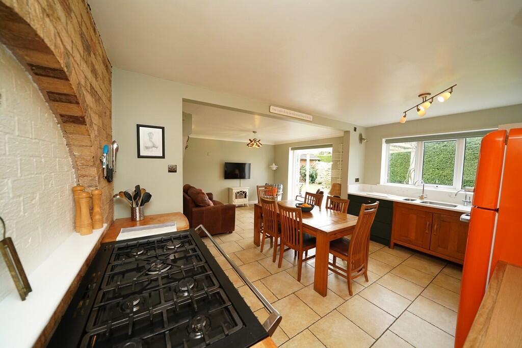 Family room/Livin...