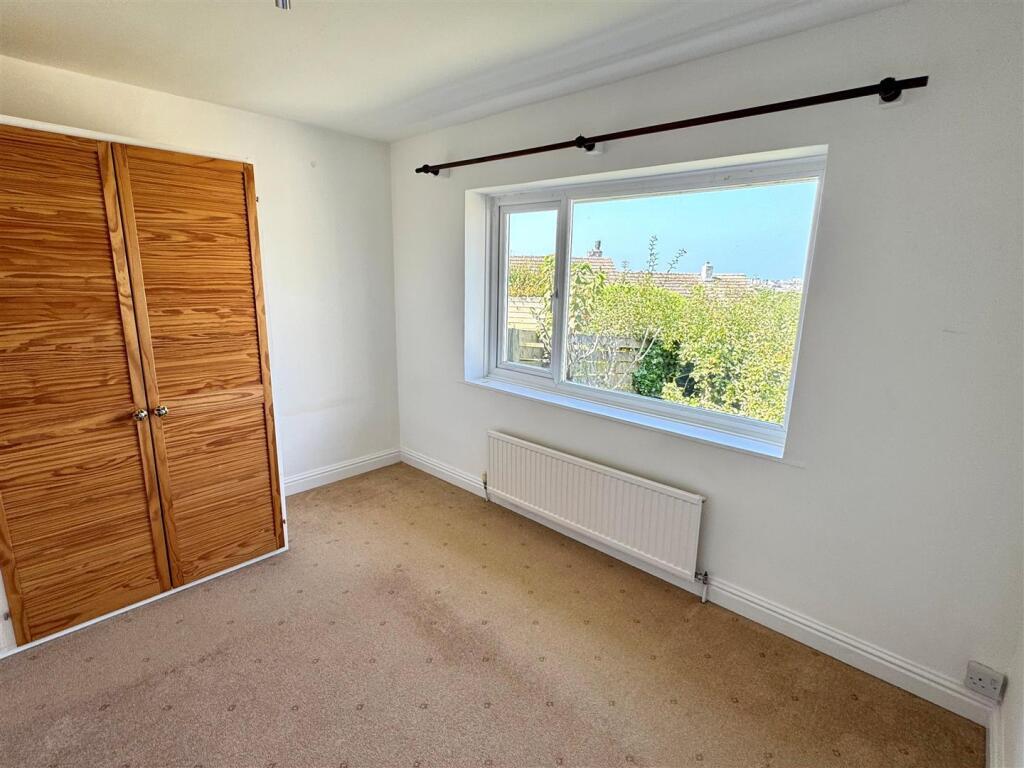 10 Lewarne Road Bedroom 2