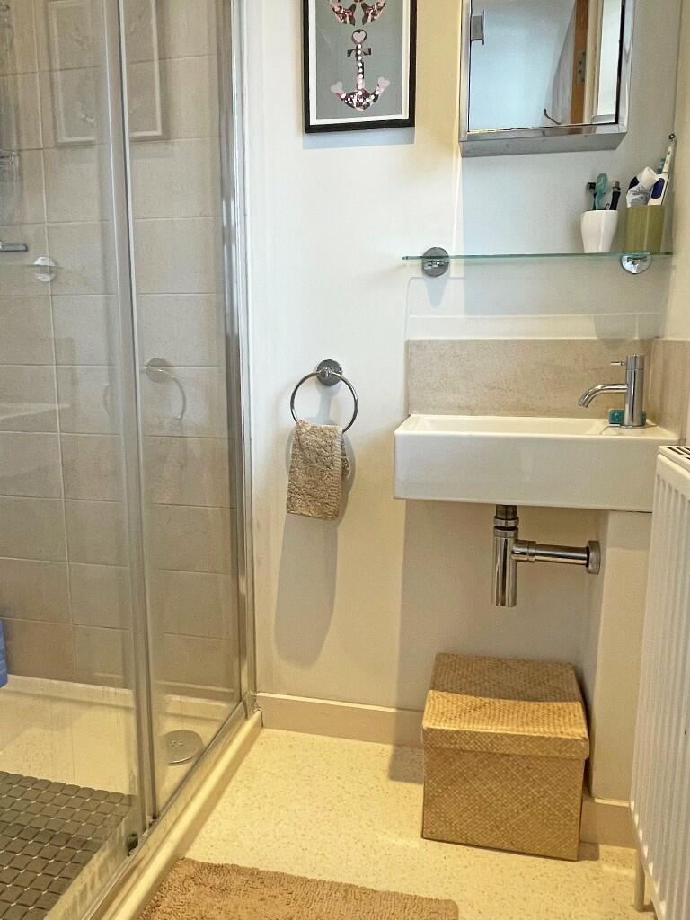 En-Suite Shower