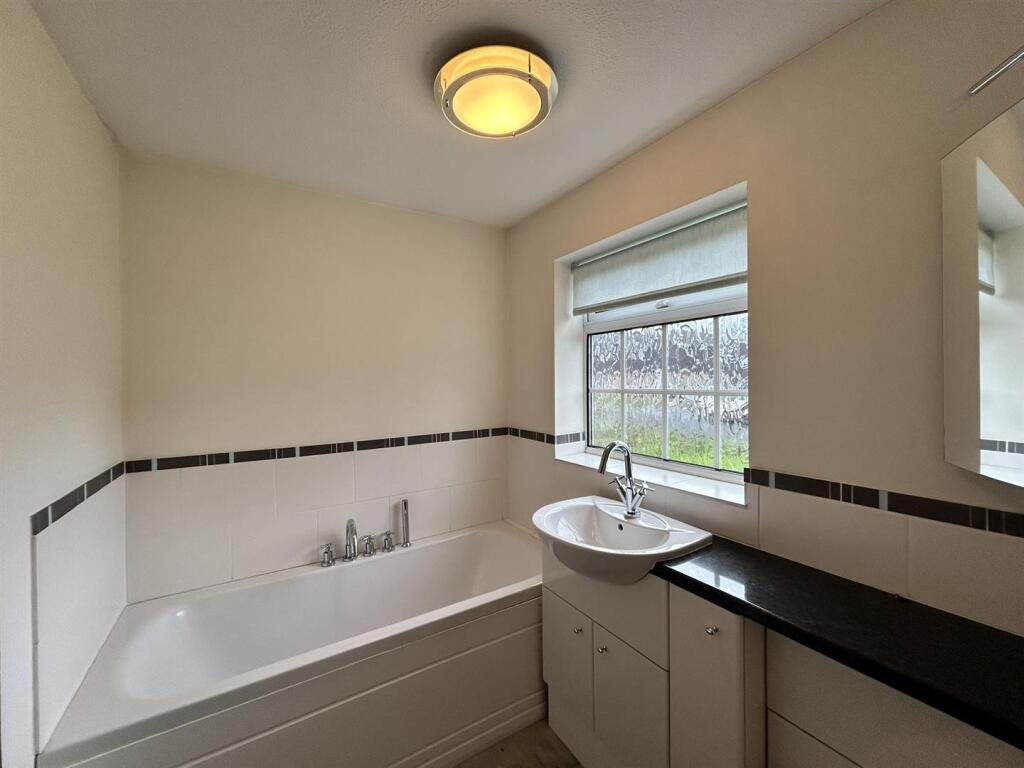 Ensuite.JPEG