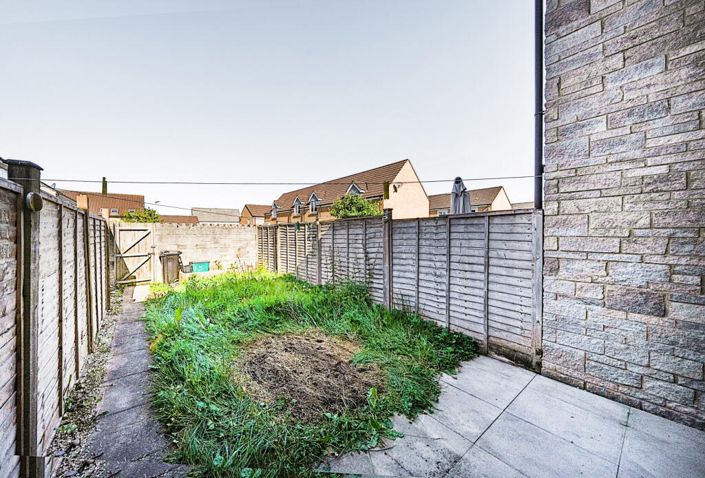 1295140-4-682ee7a...