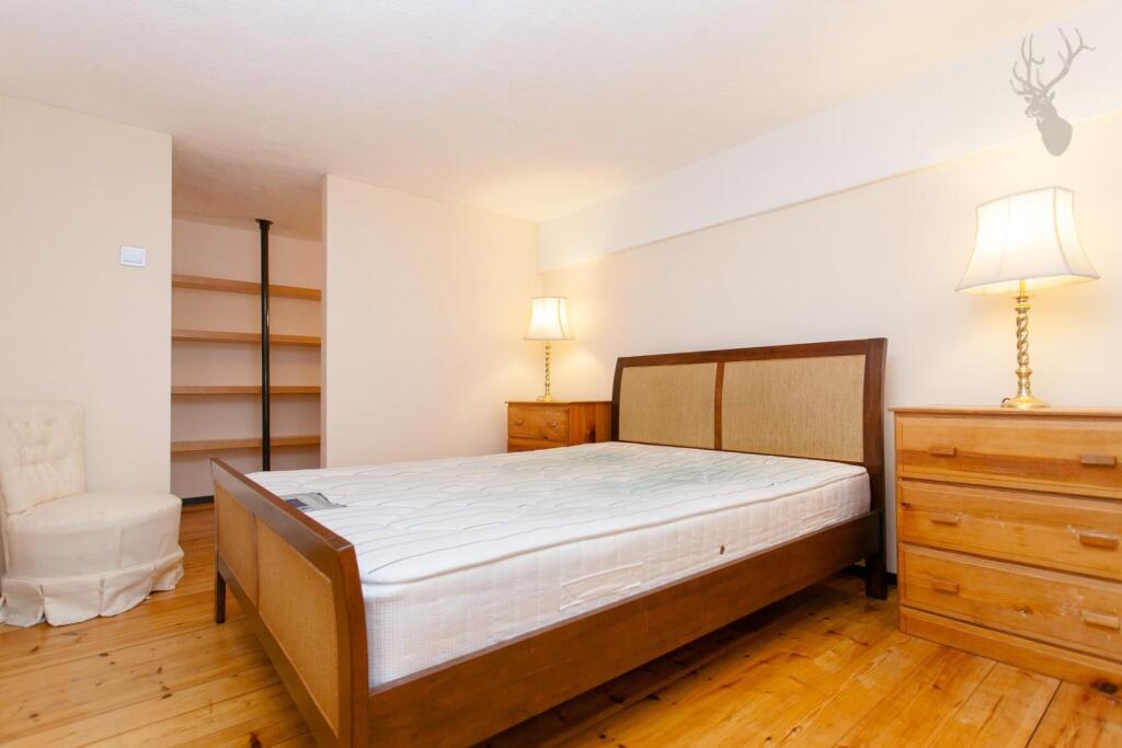 Manhattan Building (15).jpg