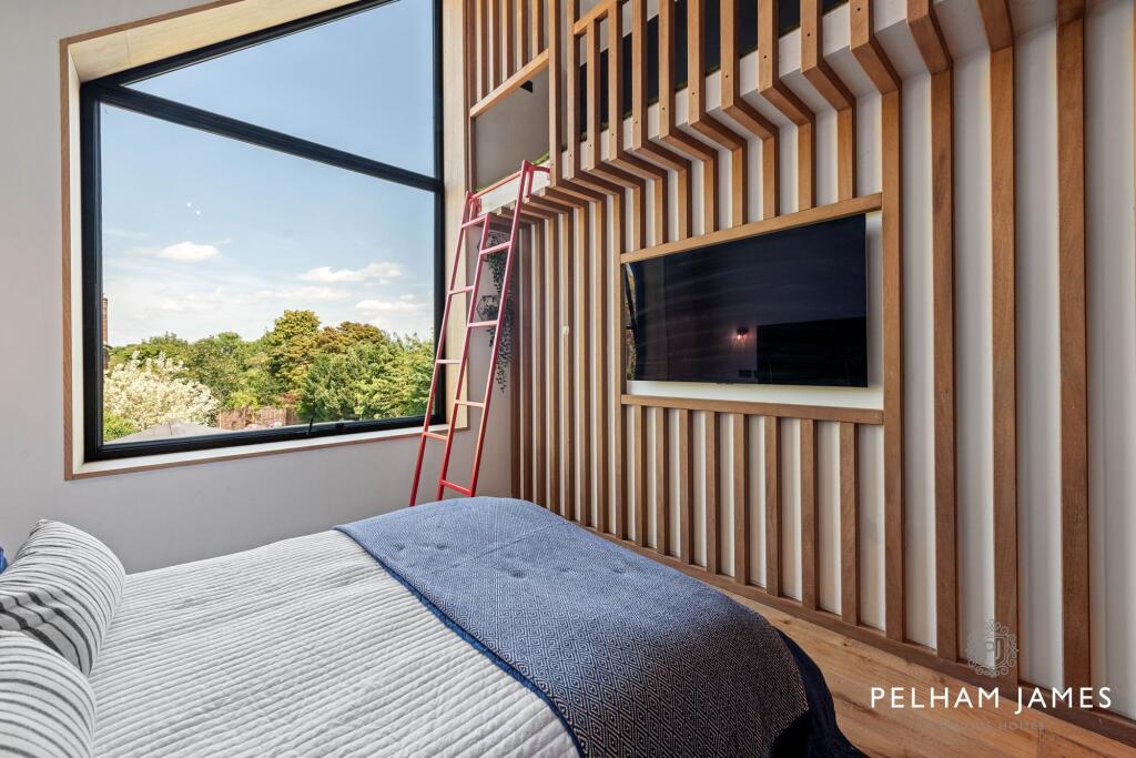 Bedroom 2, The Black House, Stamford