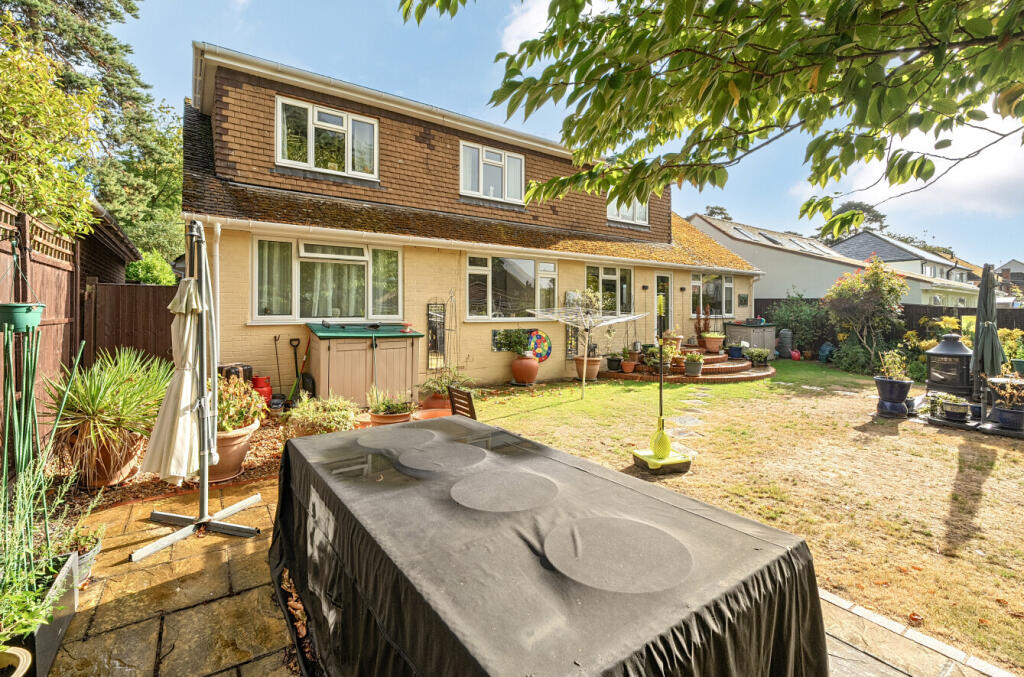 1344950-4-68b0876...