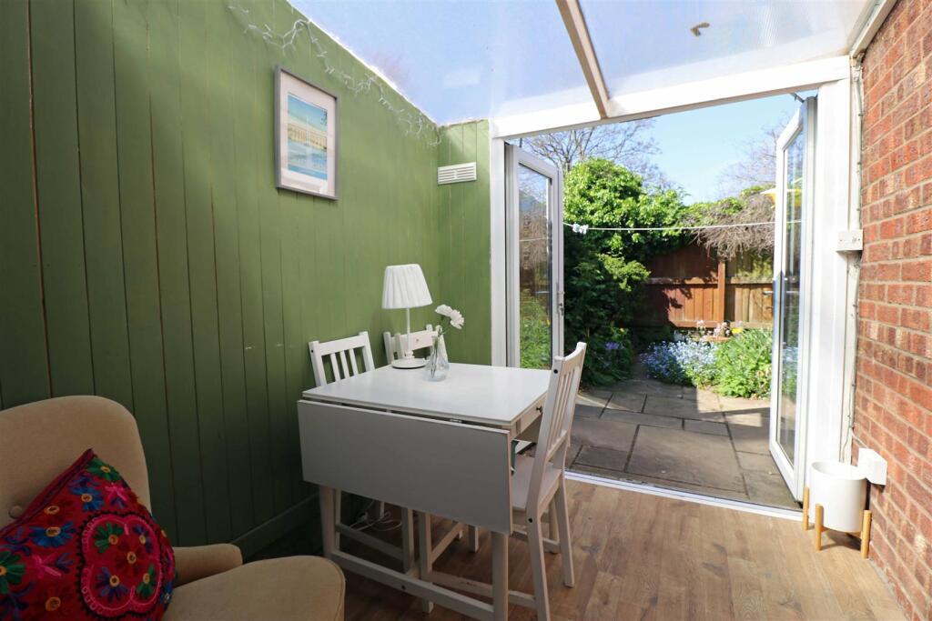 Lean-To Conservatory