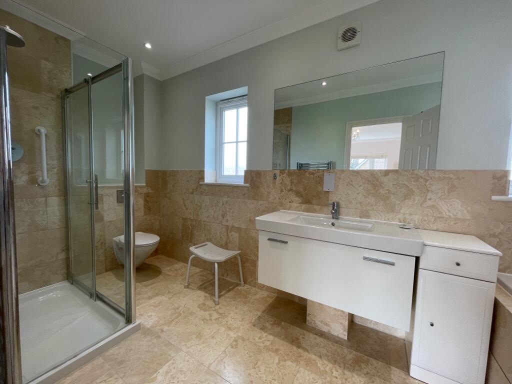 EN SUITE REV
