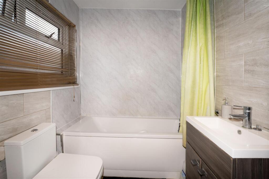 Dartford 112 Maiden Lane DA1 4LX 9.jpg