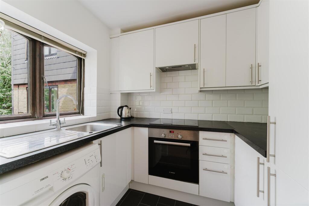 17a Milton Kitch.jpg