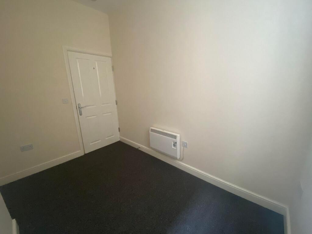 bedroom 2-1
