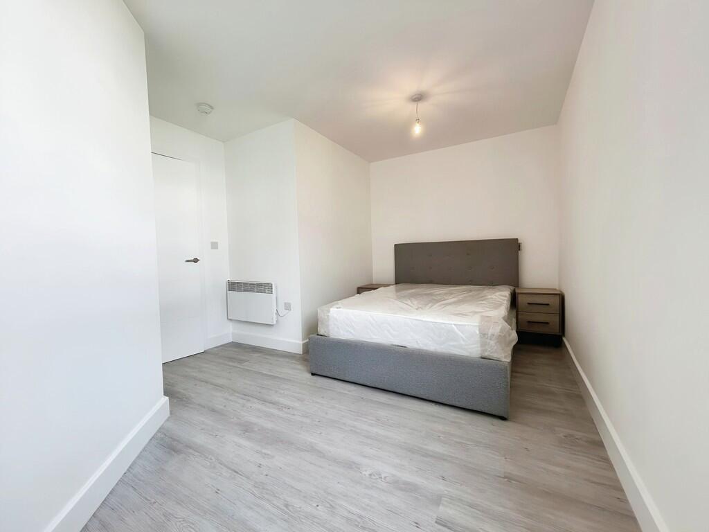 g12 bed