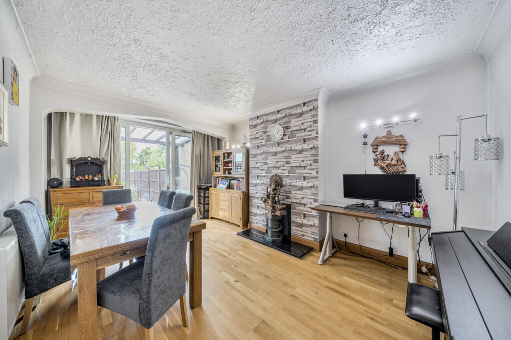 1361855-16-68dea1...