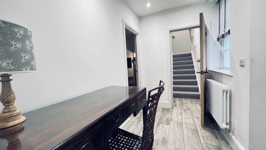 ENTRANCE HALLWAY
