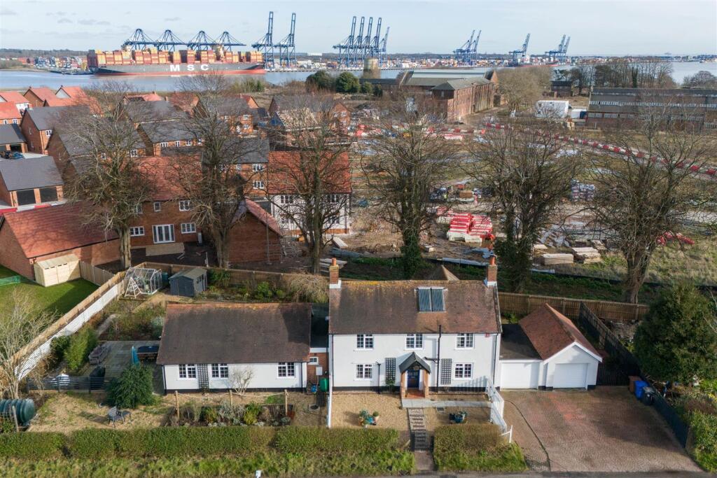 Shotley_4.jpg