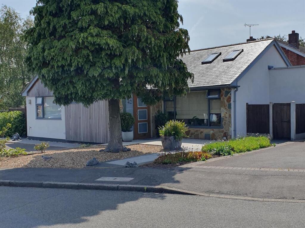 WhatsApp Image 2025-08-15 at 11.34.14.jpeg