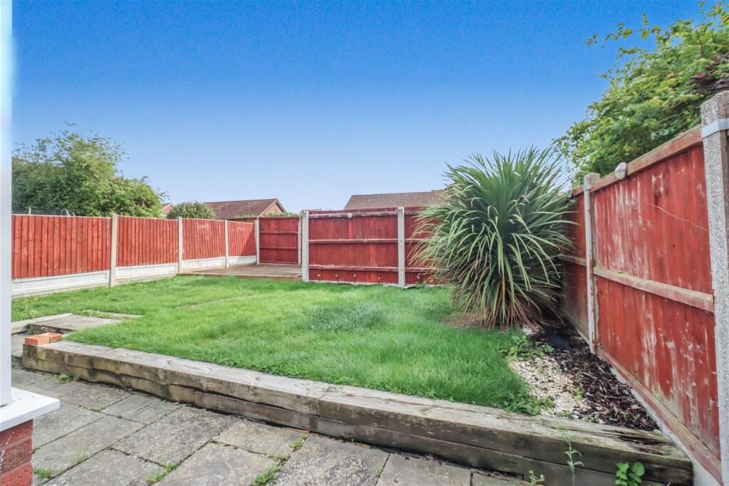 39 fambridge GARDEN-4.jpg