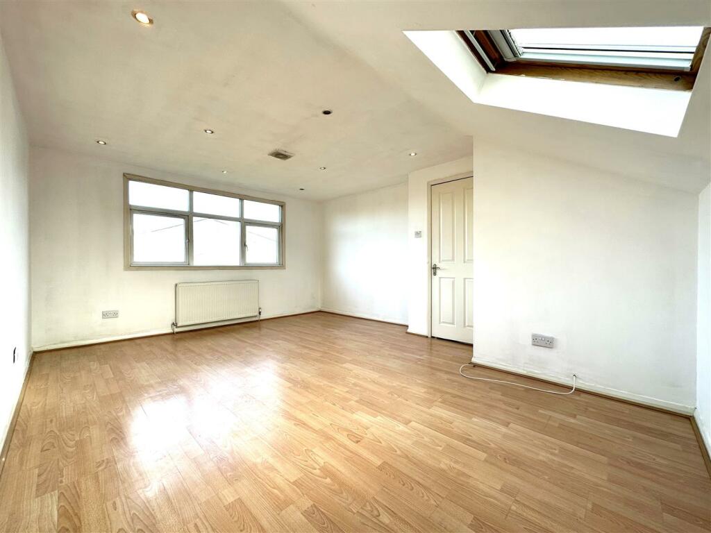 Bedroom 1 Aspect 3