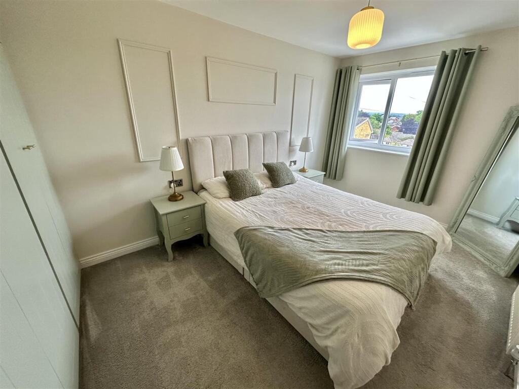 Bramleys Estate Agents - Park Avenue - Liversedge 