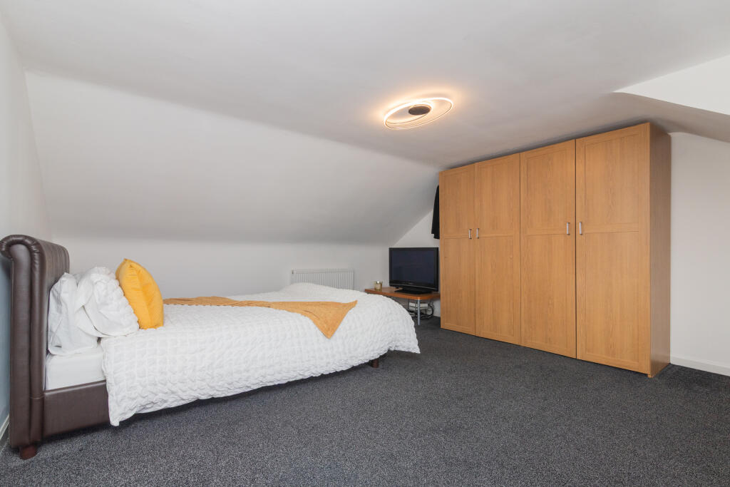 28 craw Road Paisley-44