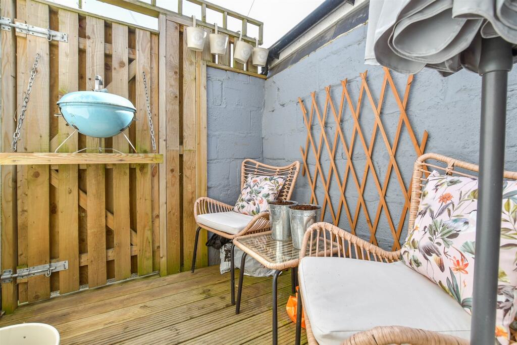 Patio / Decking