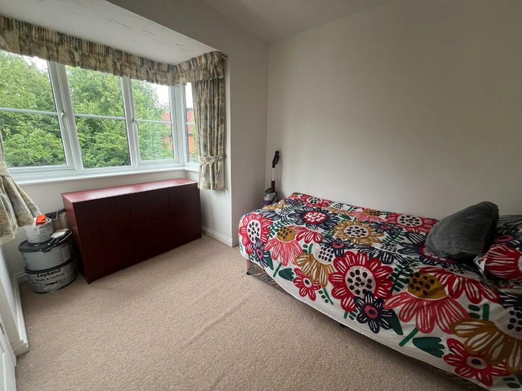 Bedroom 3.JPG