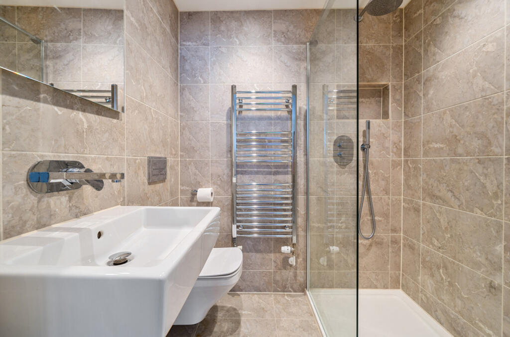 1306847-15-68513f...