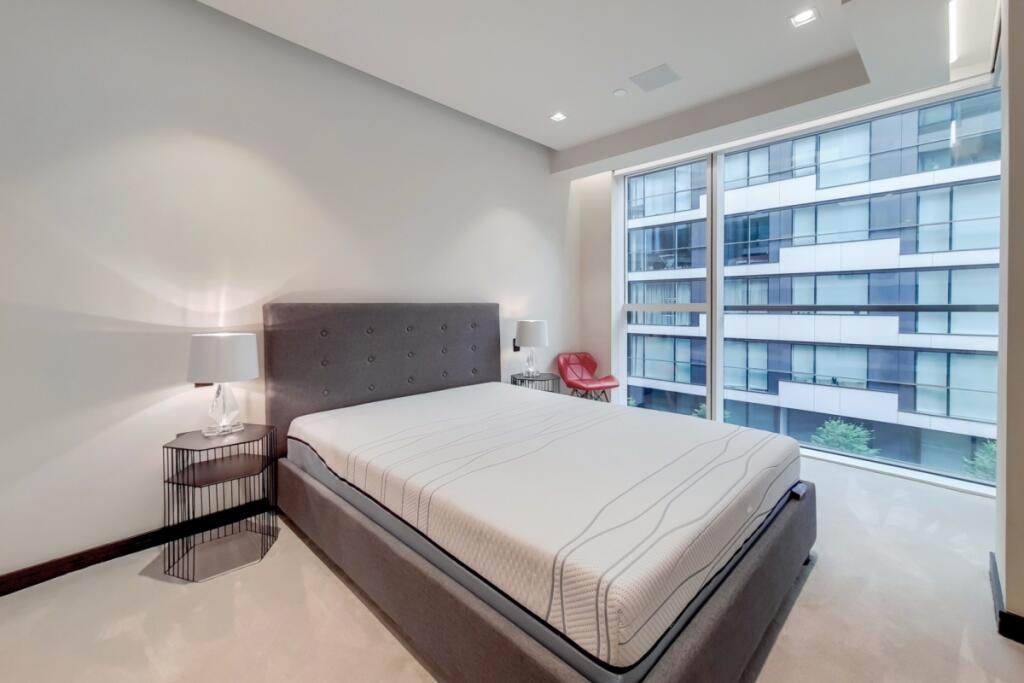 5_Main Bedroom-0