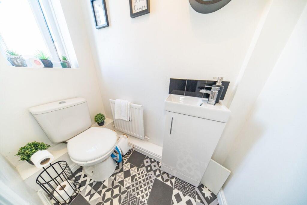 3 Deanwood Close cloaks.jpg