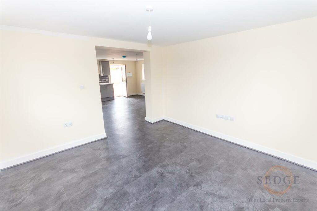 87 spalding common-10.jpg