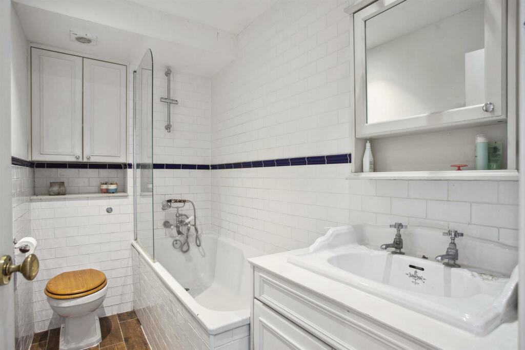 77462_Flat 2 19 Stanhope Mews West(24)_low.jpg