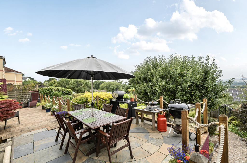 1340136-13-6899e3...