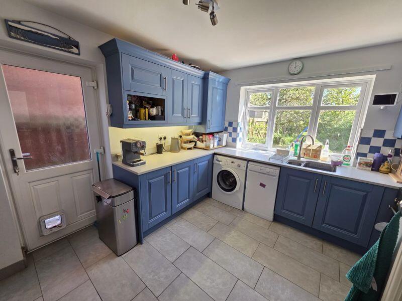 Kitchen Additional Image