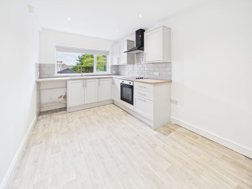 Kitchen / breakfast room