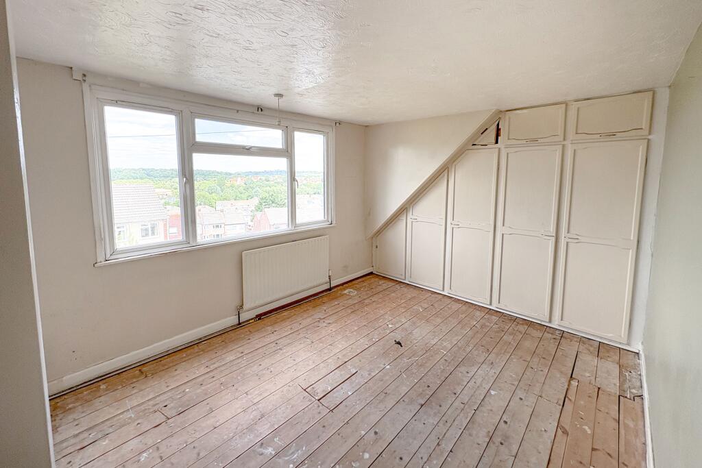 77 Crispin Way, Kingswood, Bristol, BS15 4SH