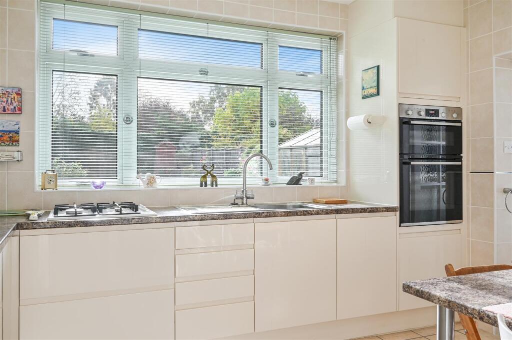 ST. JOHNS AVENUE (2).jpg