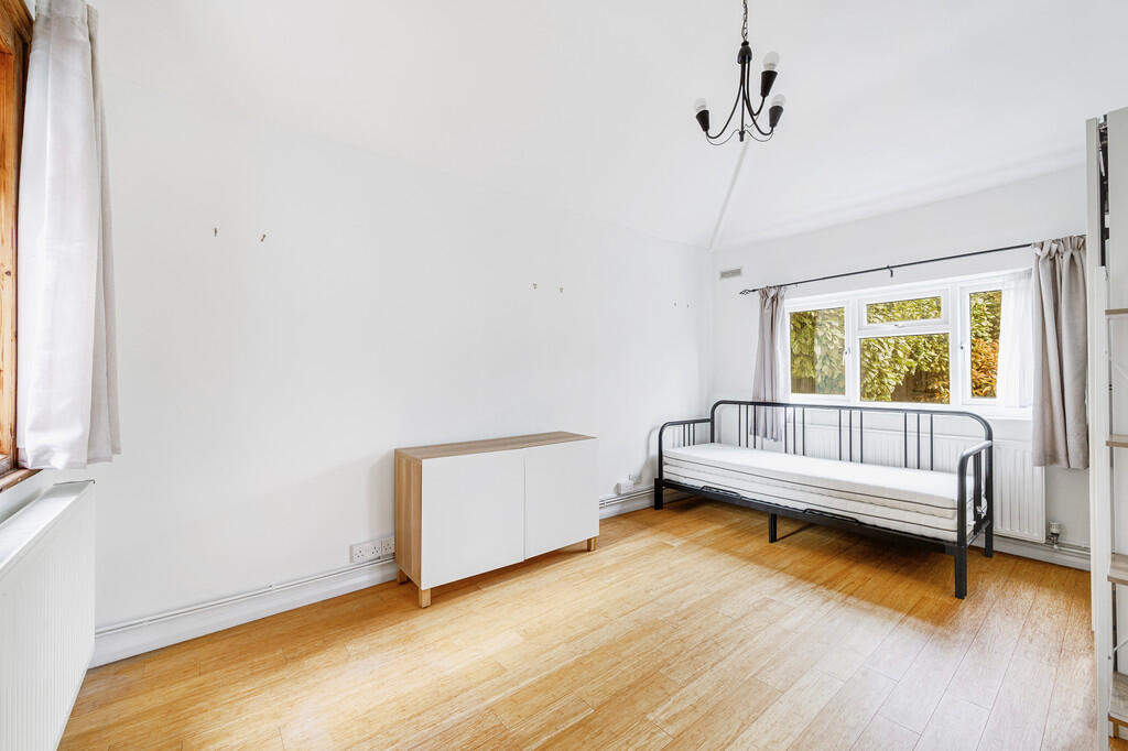 studio room 3