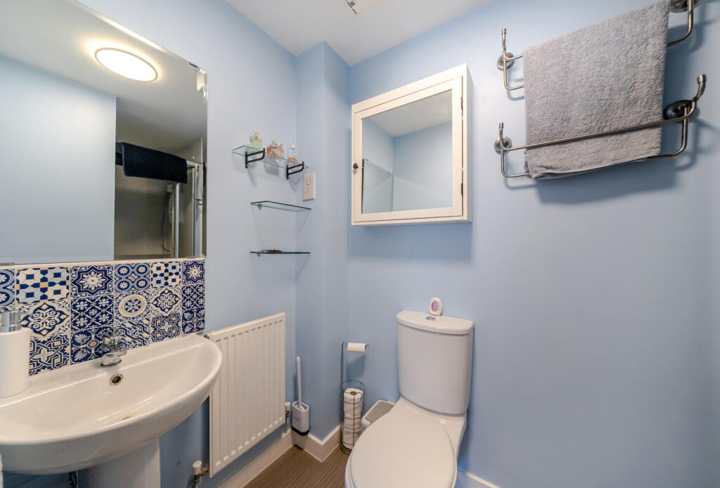 1341122-15-689f07...