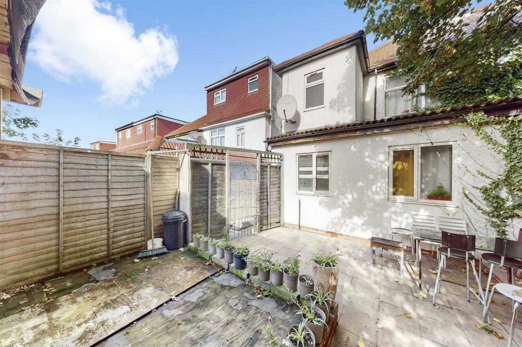 53 Chartley Avenue - qsa9VQTFmgOqthEyczSO.jpg