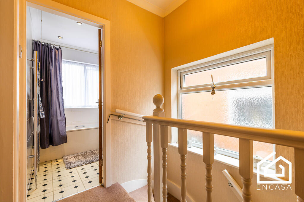 Summerfield Road-...