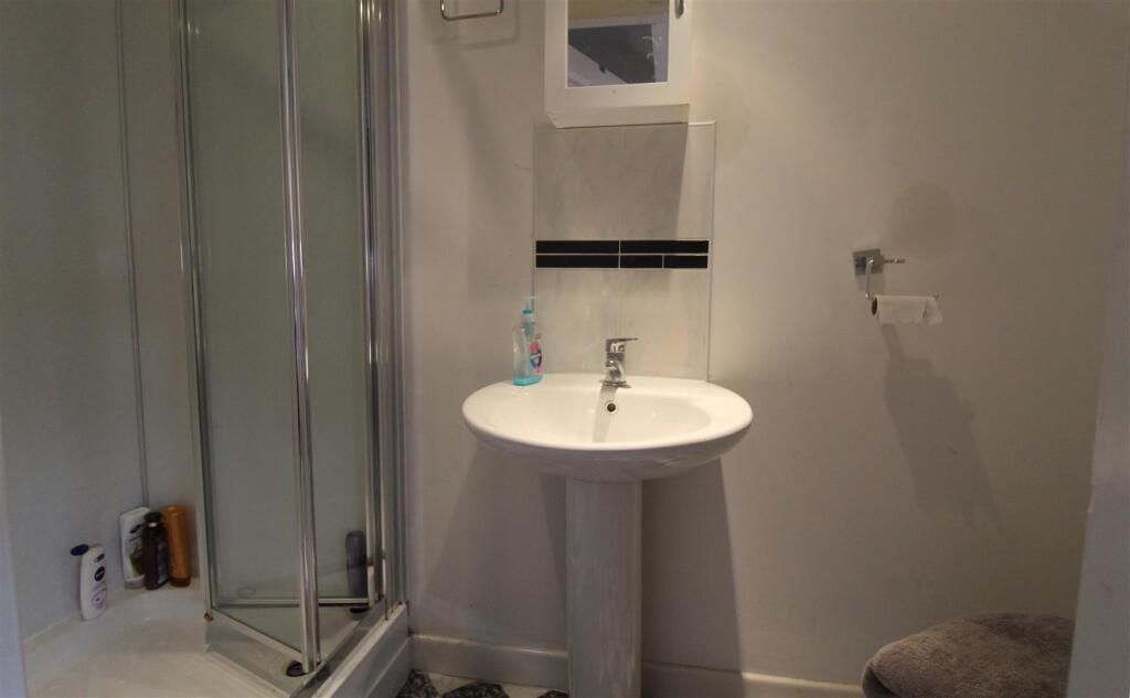 Ensuite.jpg