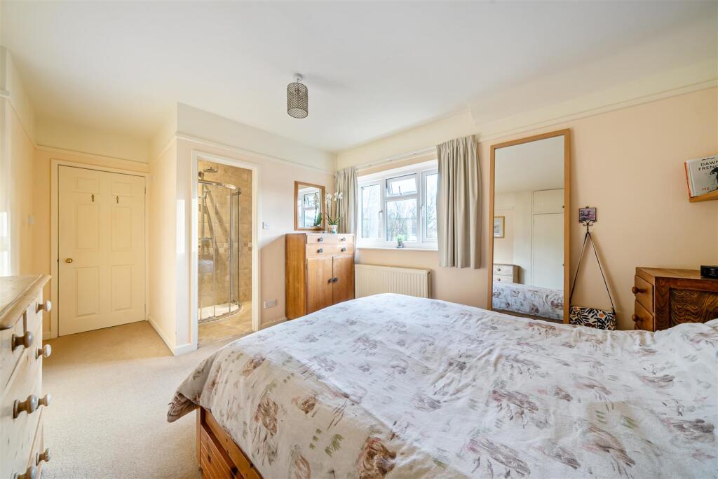 Main bedroom
