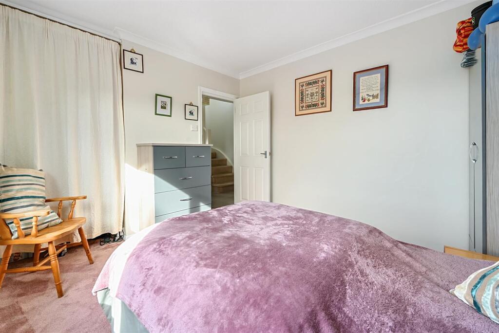 Foredown Road, BN41 (17).jpg