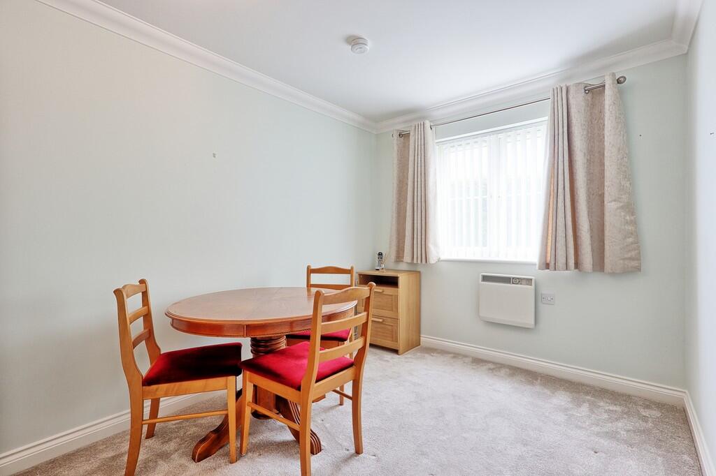 IMG_1568_69_70_ea...