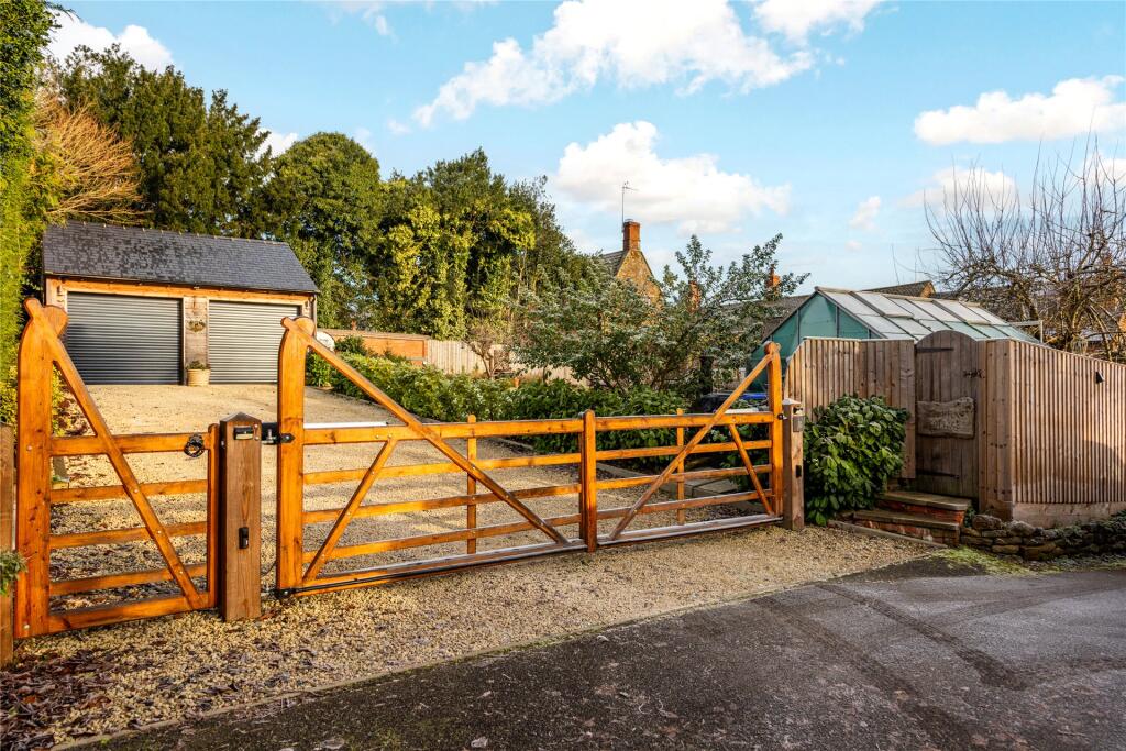 Gated Driveway