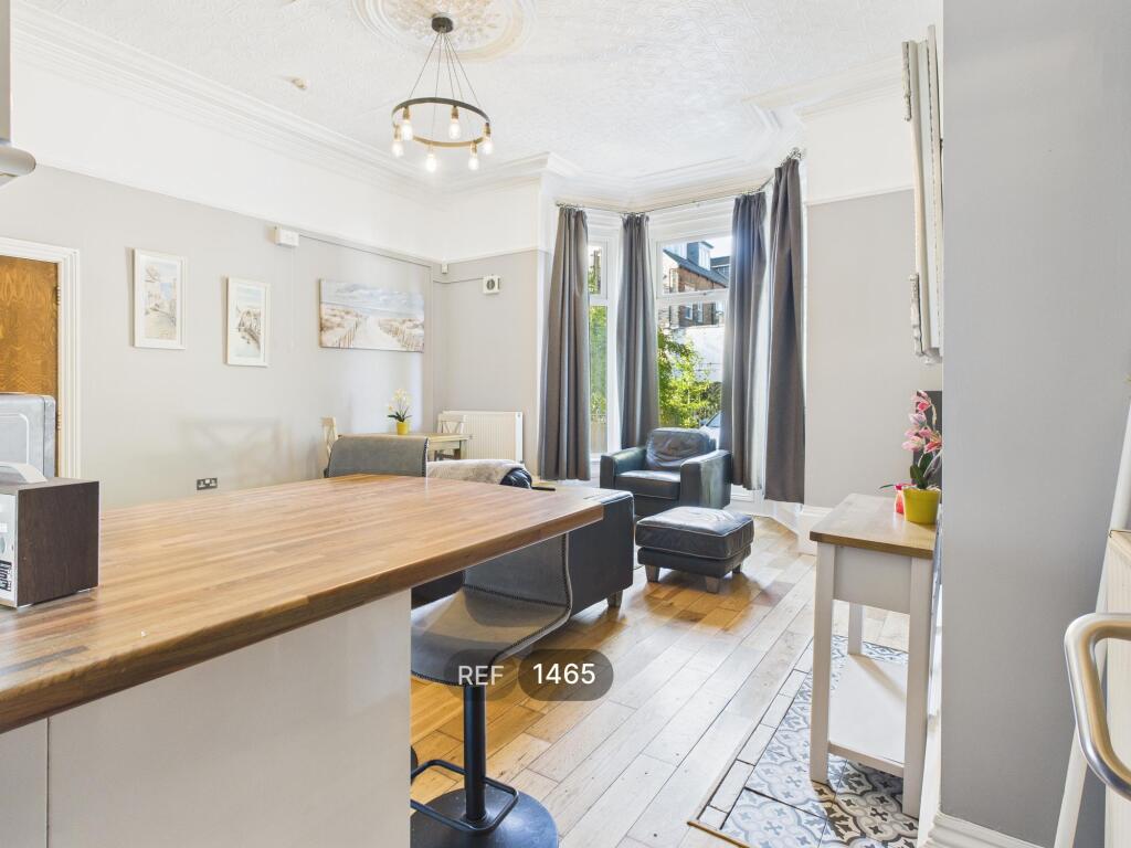 Kitchen / Living area