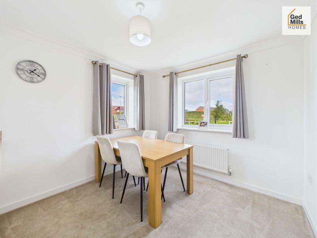 CAM04261G0-PR0093...