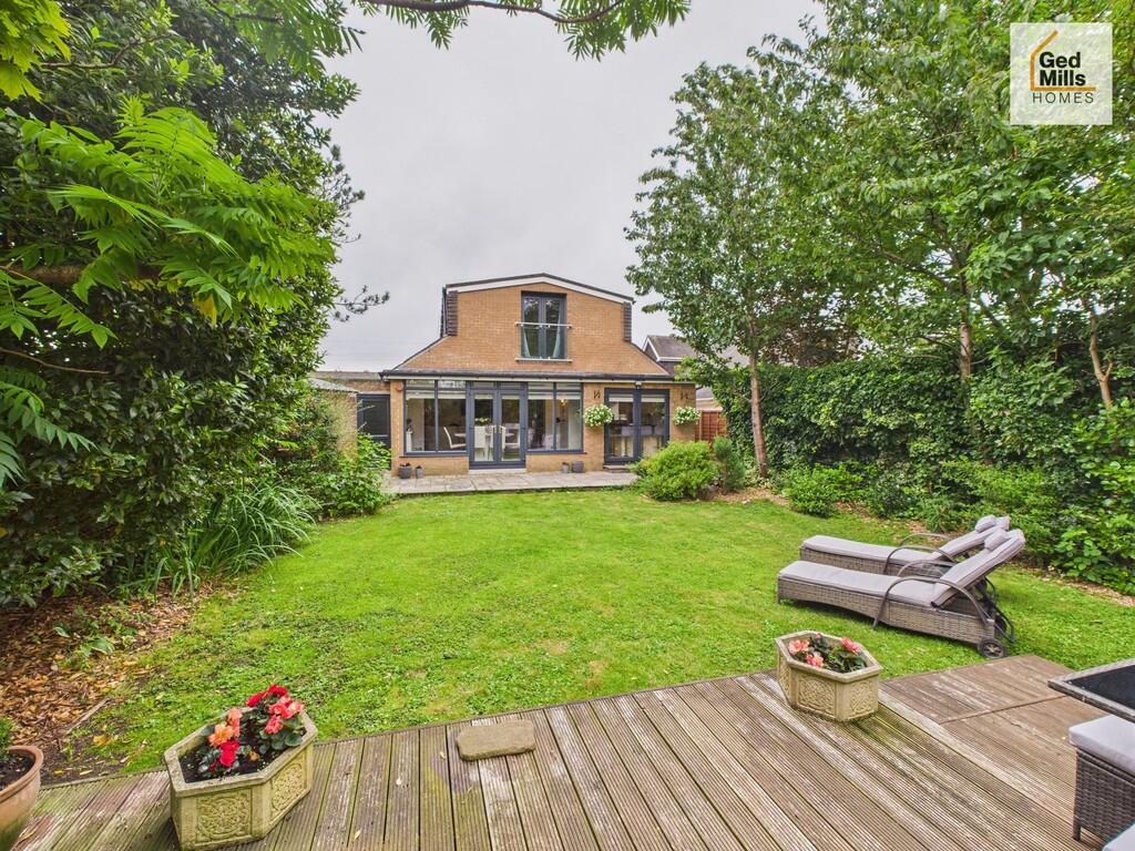 CAM04261G0-PR0076...