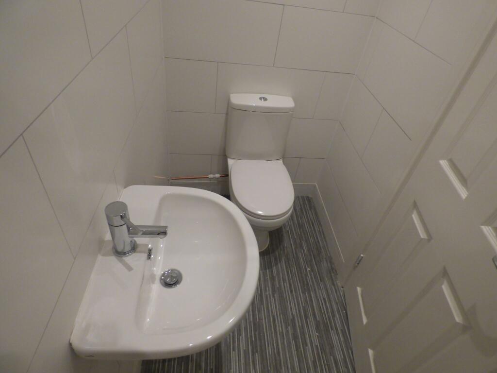 Photograph 12