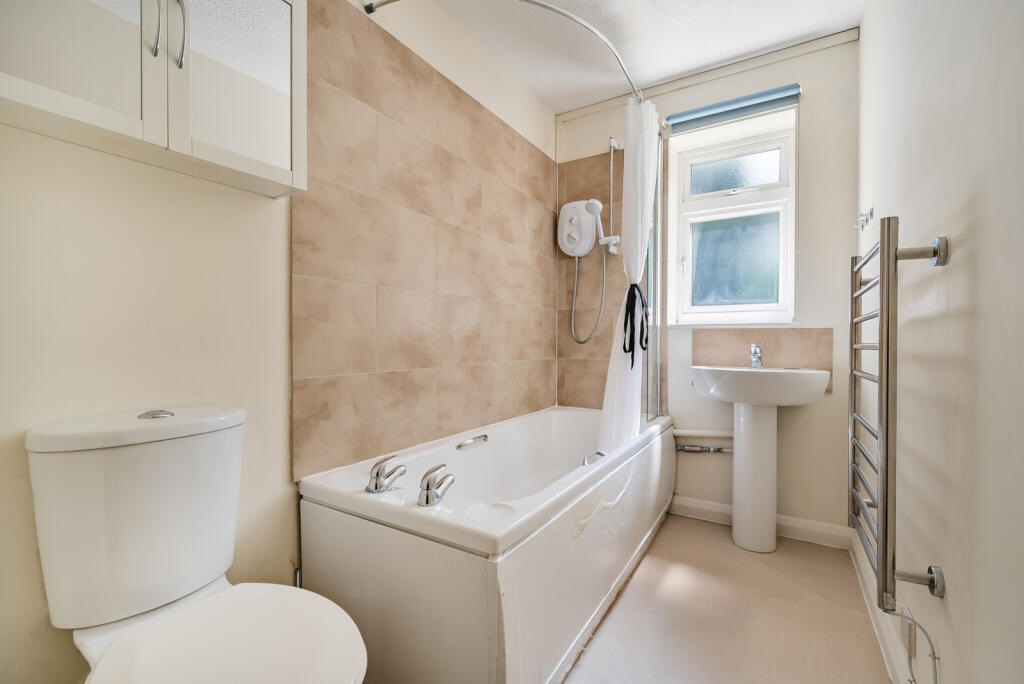 1310877-10-684c1b...