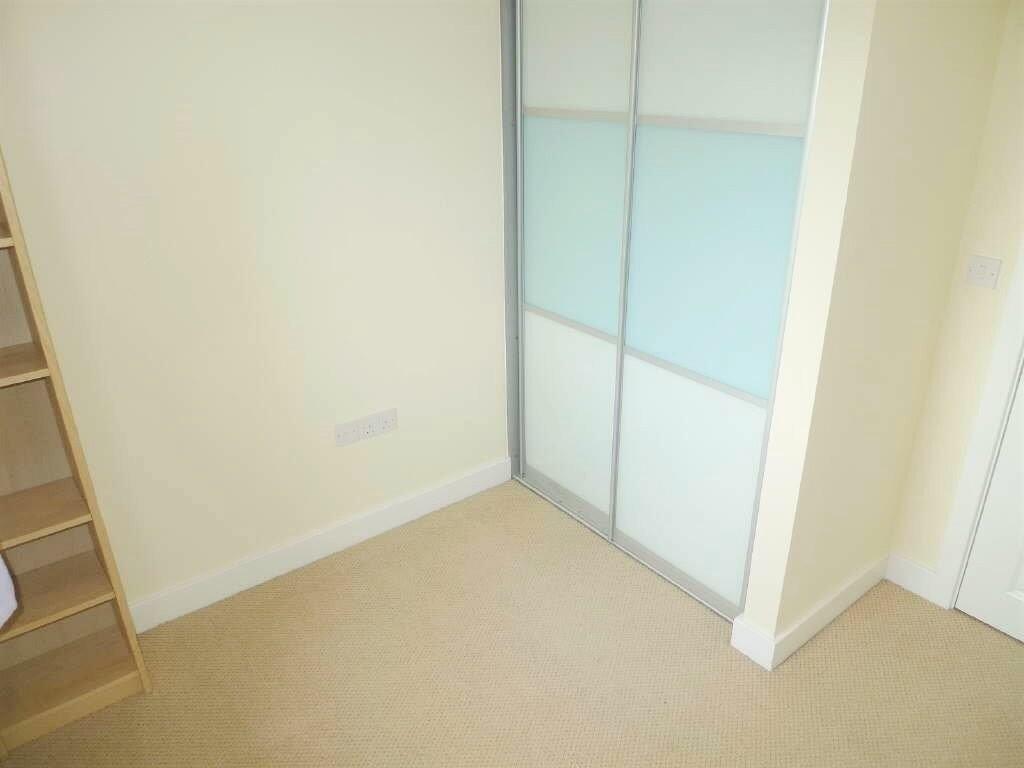 12 tHACKRAY IMG_9...